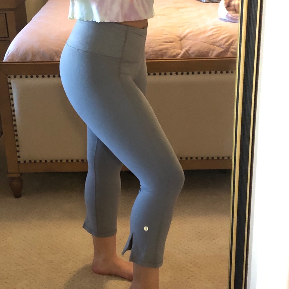 Lululemon Split Calf Cropped Yoga Pants